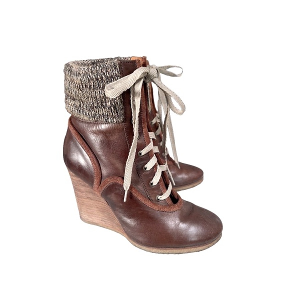 CHLOE PreOwned. GREAT CONDITION Brown Leather Lace Up Wedge Sock Bootie, Size 38